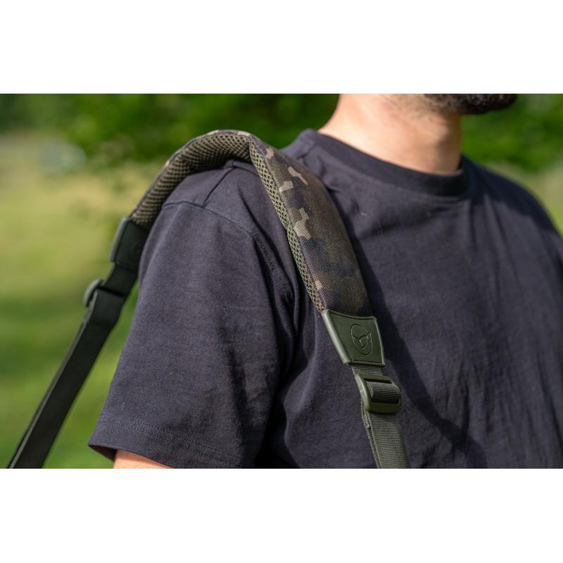 Korda Compac Koeltas Groot Donker Kamo