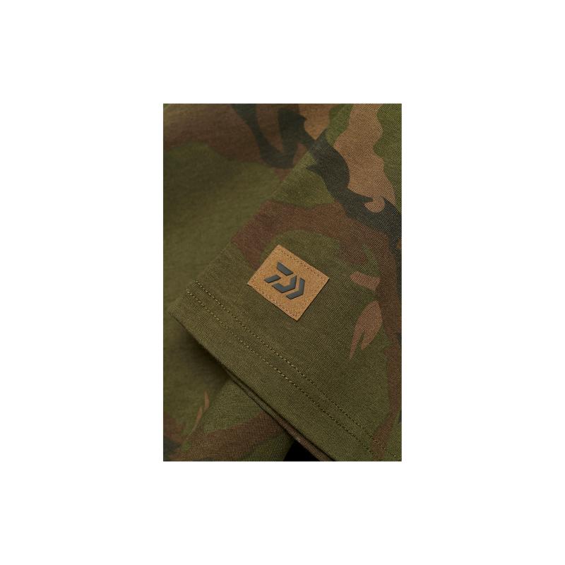 Daiwa Carp Camo T-Shirt L