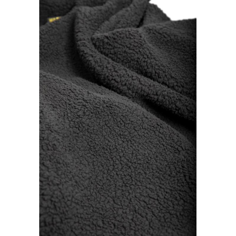 Black Cat Cat Shield Storm Jacket S