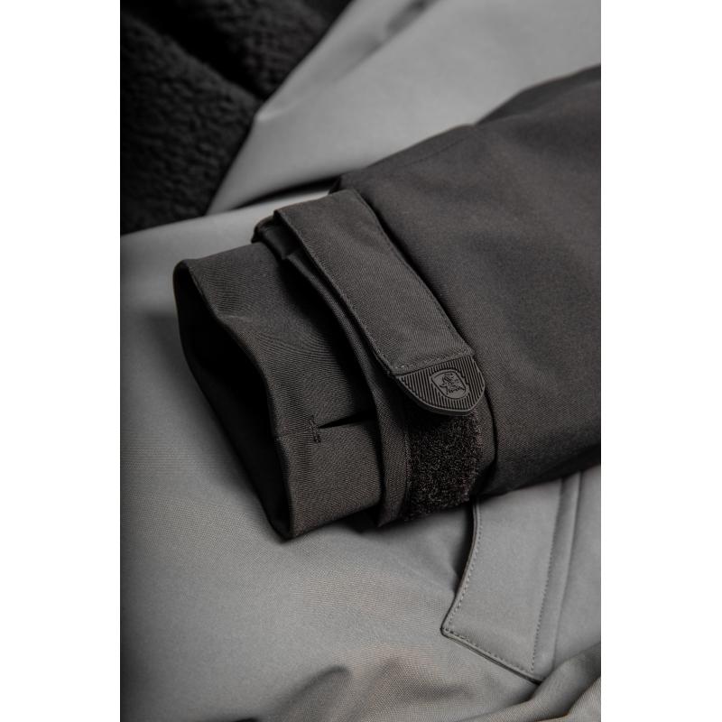 Black Cat Cat Shield Storm Jacket M