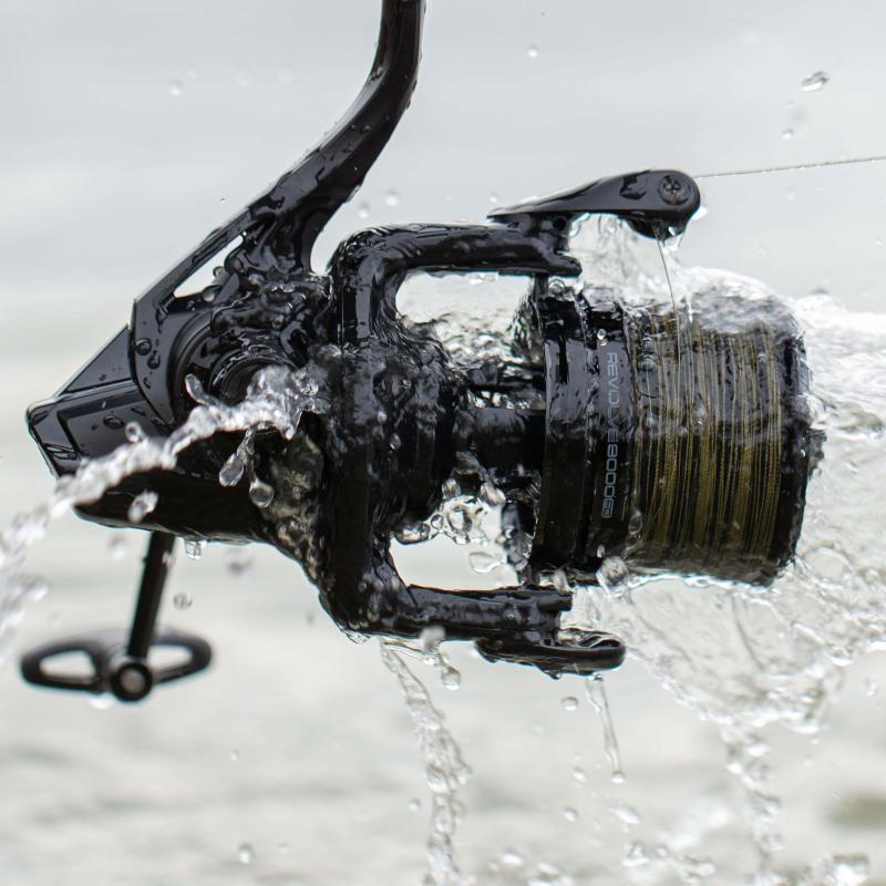 Revolve 8000FD Reel