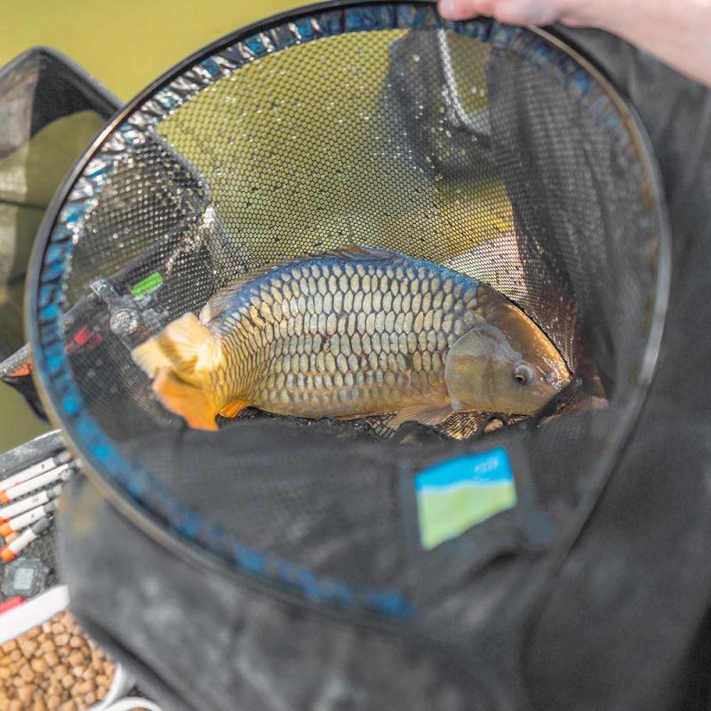 Preston 18" Quick Dry Landing Net