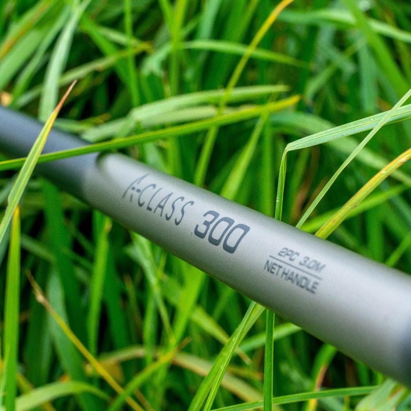 Guru A-CLASS 300 Net Handle 3.0m 2pc