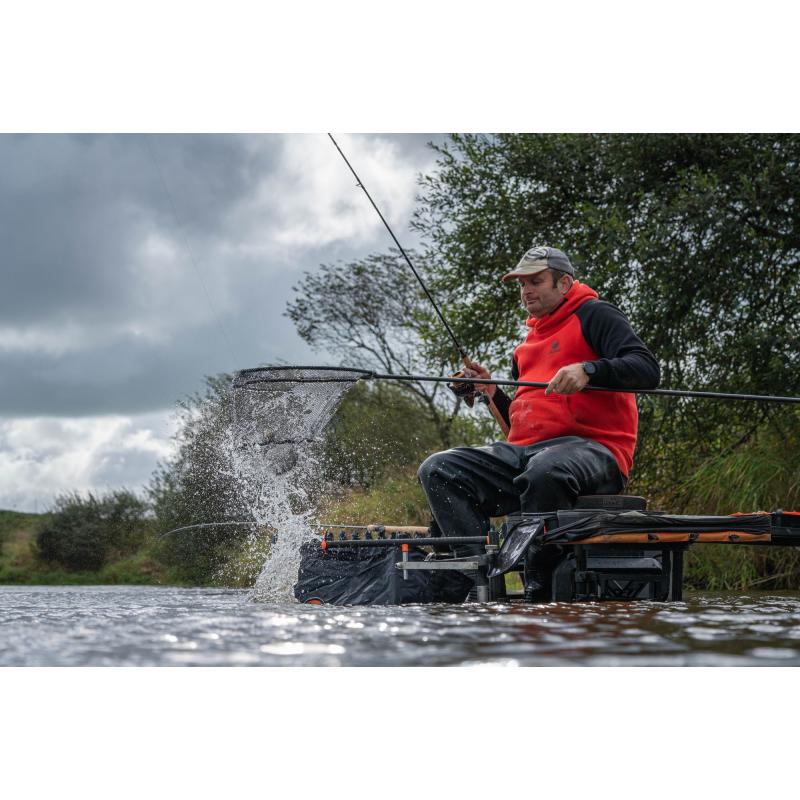Guru Aventus 2.7m F1 Landing Net Handle
