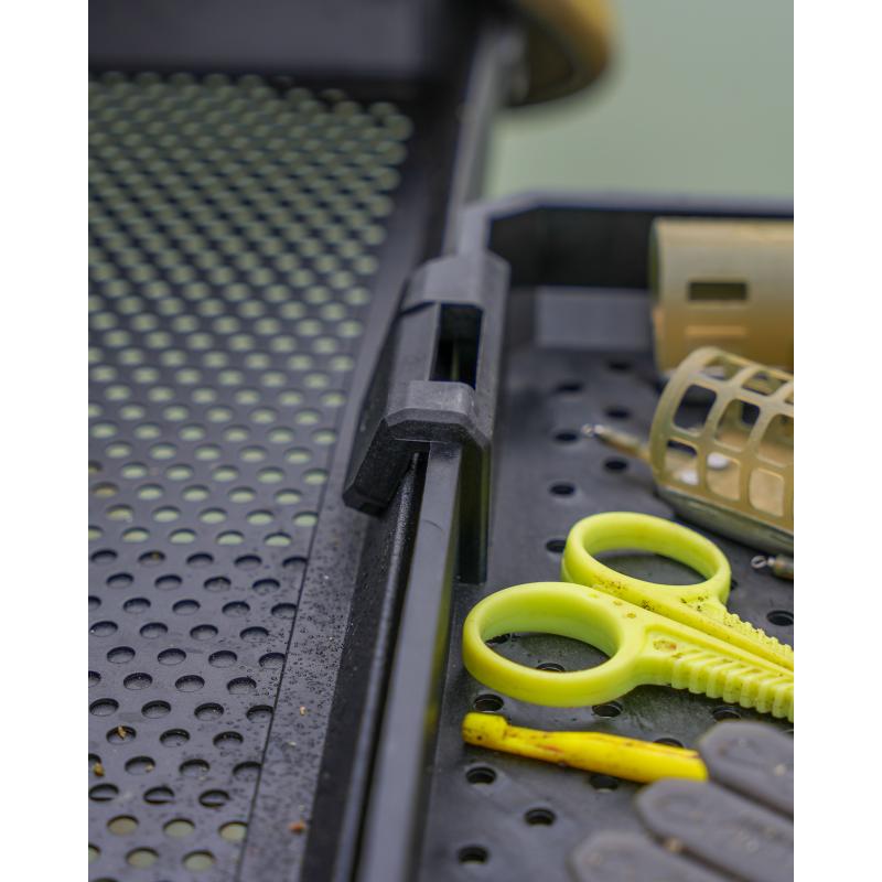 Matrix side tray extender