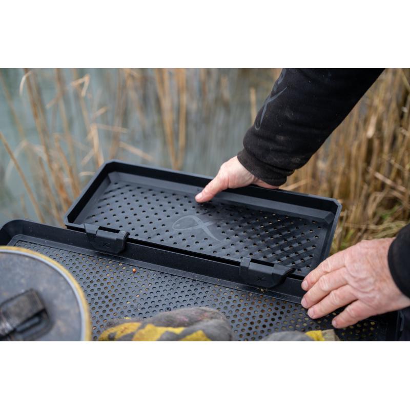 Matrix side tray extender