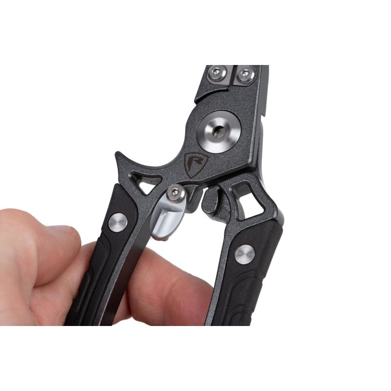 Fox Rage 7.25" Belt Pliers Pliers