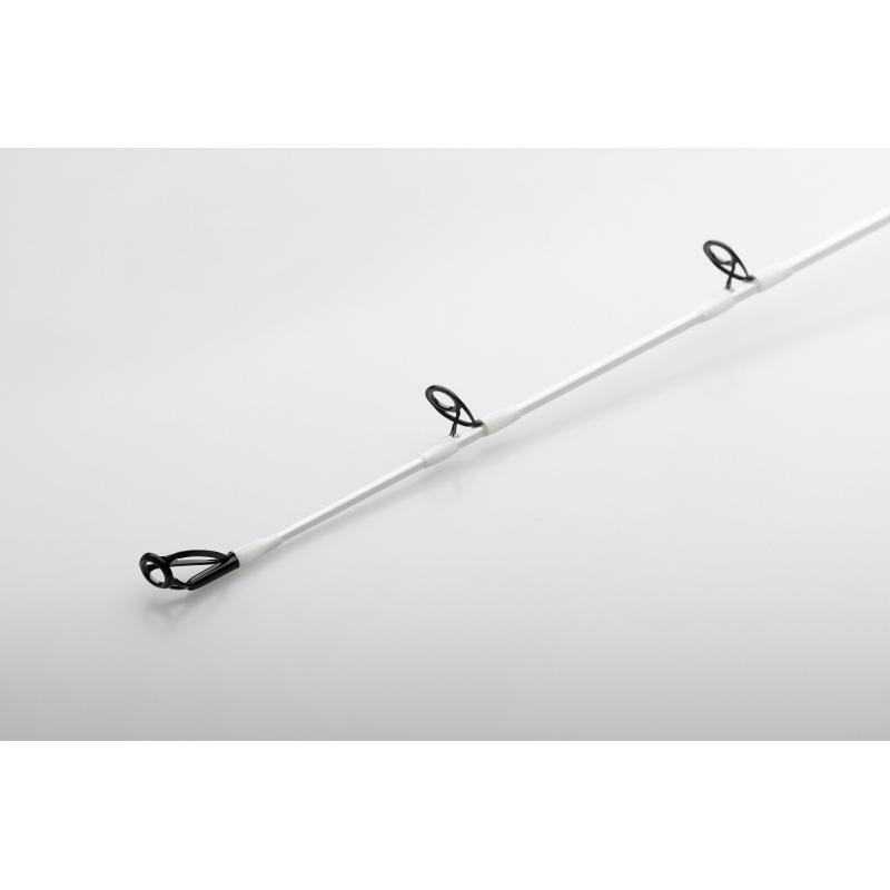 MADCAT White Baitcast 2.20M 50-110G