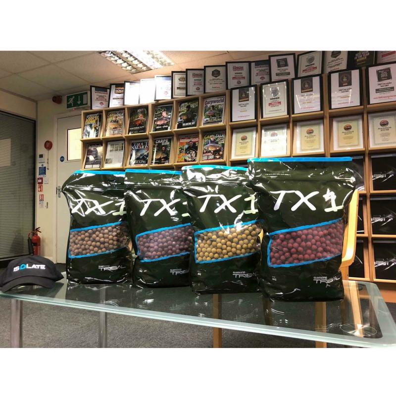 Shimano TX1 STRAWBERRY BOILIE 20mm, 5kg