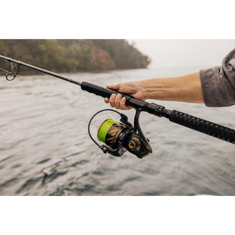 PENN Authority&reg; Spin 7500 4.7:1 Rh-Lh
