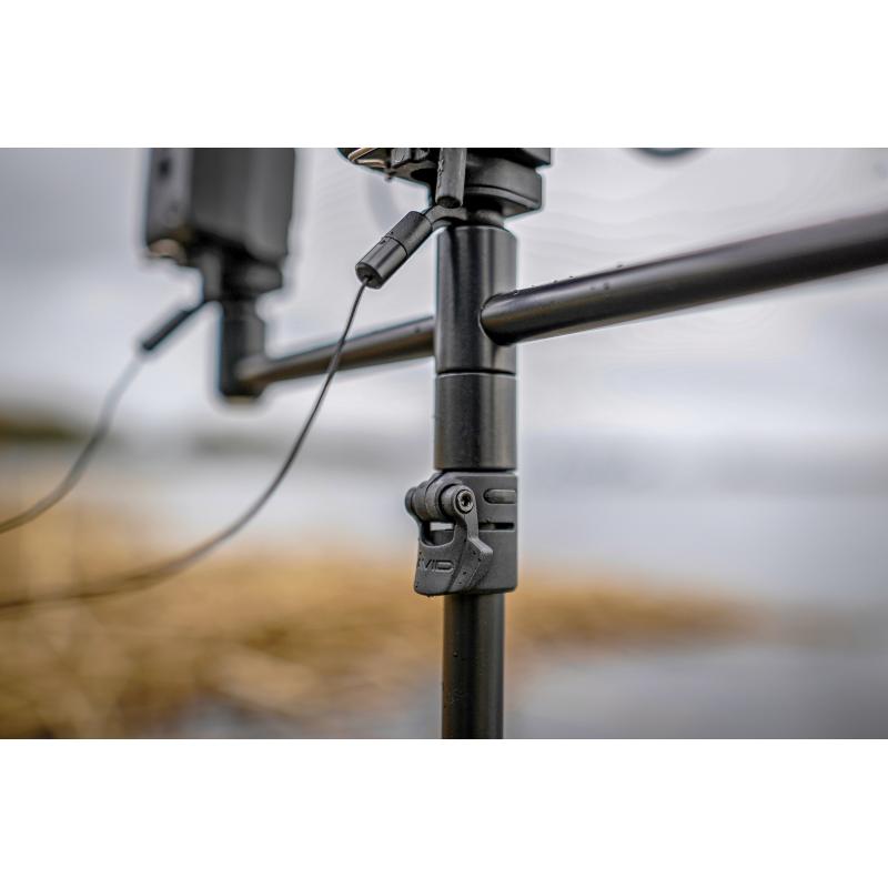 Avid Carp 18`` Lok Down Bankstick
