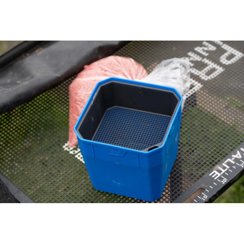 Preston 4Pt Bait Tub